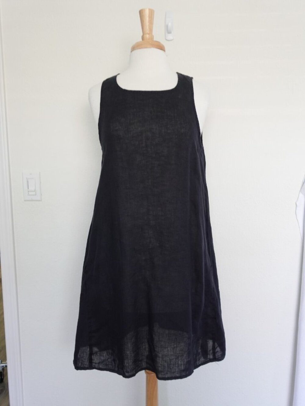 CP Shades 100% Linen Sleeveless Tank Dress Classic Minimalist Black size Small